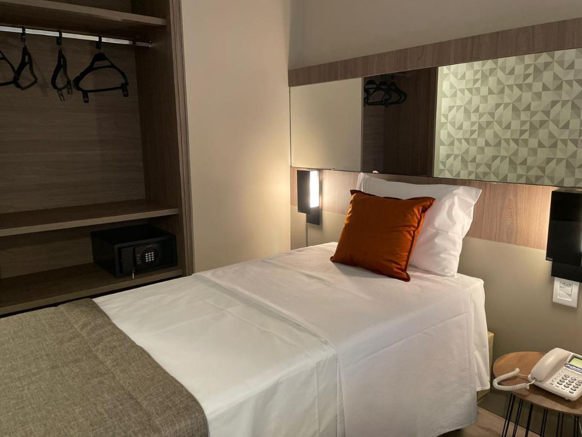Logic Hotel فولتا ريدوندا المظهر الخارجي الصورة